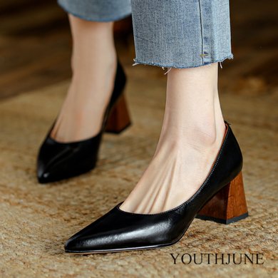 YOUTHJUNE: Academia-Inspired Shoes